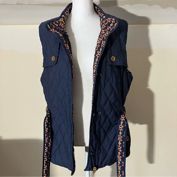 Lilly Pulitzer Hana Reversible Quilted Vest in Navy Horsebit pattern size Medium - Picture 6 of 11